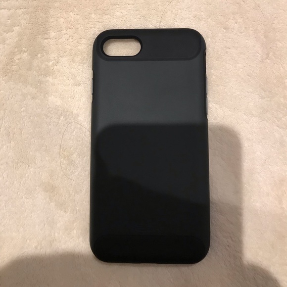 iPhone 6/7 magnetic case - Picture 1 of 2